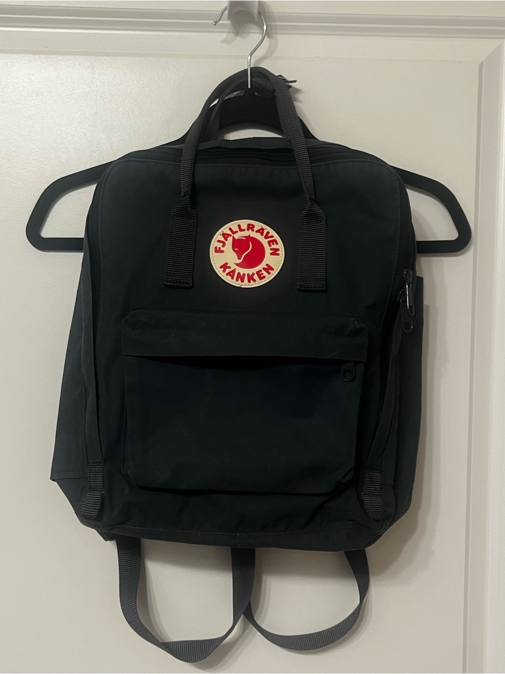 Fjallraven Kanken Mini pack backpack greyish black